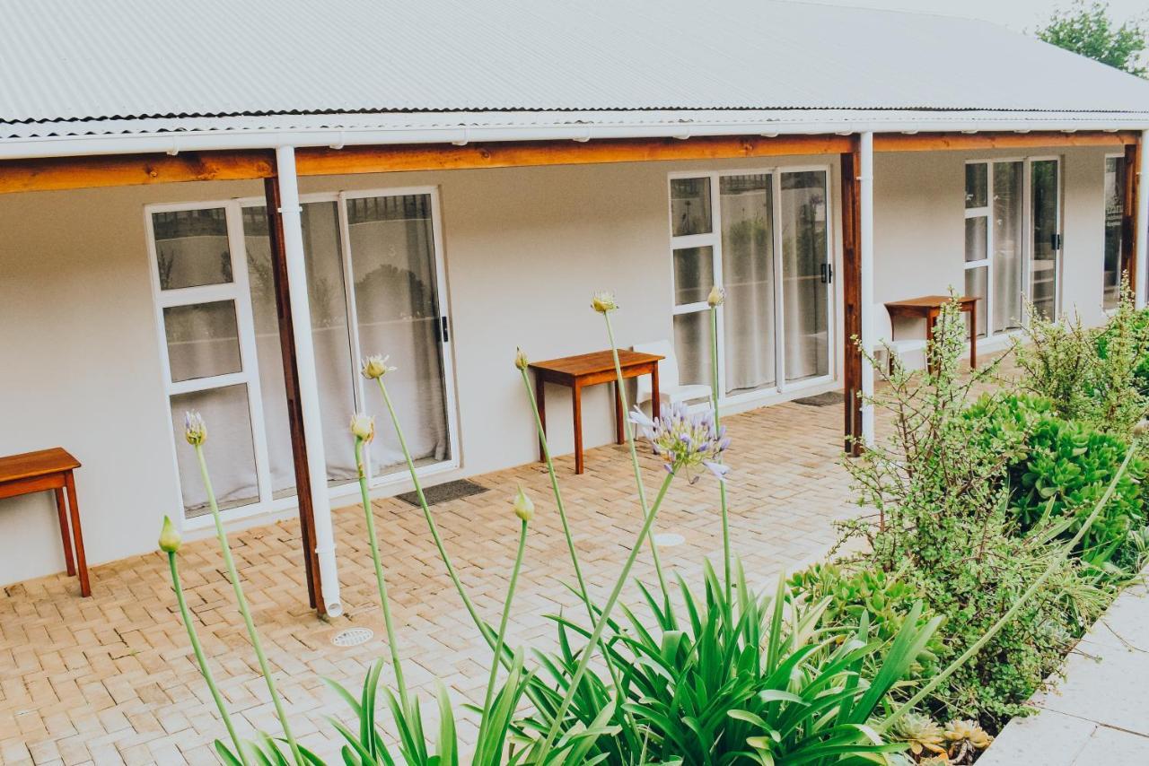 Azaria Guesthouse スウェレンダム エクステリア 写真