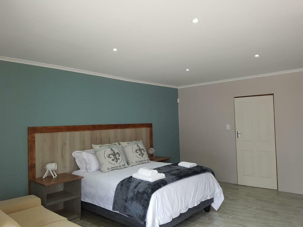 Azaria Guesthouse スウェレンダム エクステリア 写真