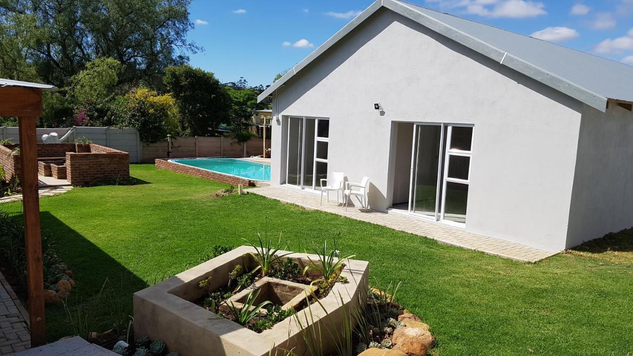 Azaria Guesthouse スウェレンダム エクステリア 写真
